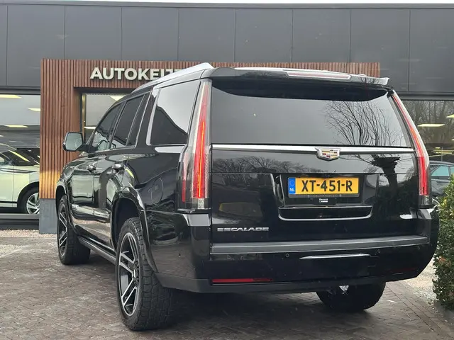 Cadillac Escalade 6.2 V8 Platinum 2018 Benzine 6