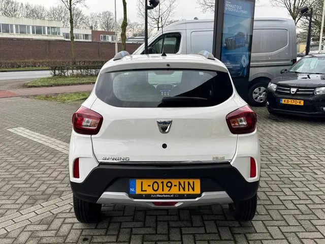 Dacia Spring Comfort 27 kWh 2021 Elektrisch 4