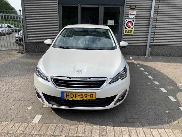 Peugeot 308 2
