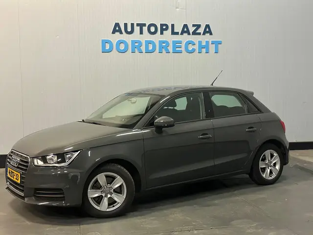 Audi A1 Sportback 1.4 TFSI Pro Line PDC/NAVI 2015 Benzine 3