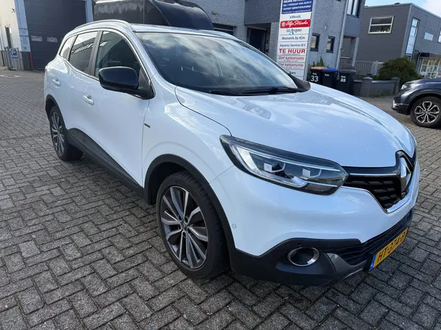 Renault Kadjar 1.2 TCe Bose 2016 Benzine 12