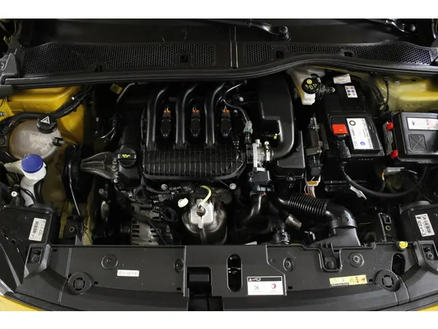 Peugeot 208 1.2 PureTech Active 2021 Benzine 27