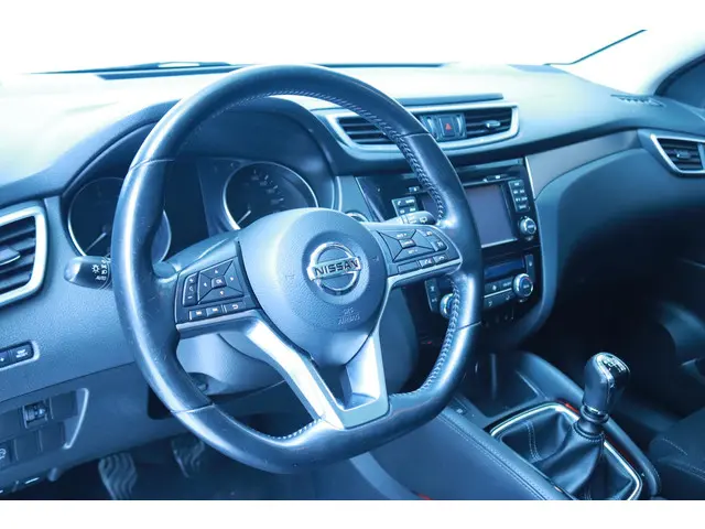 Nissan QASHQAI 1.6 N-Connecta 2017 Benzine 26