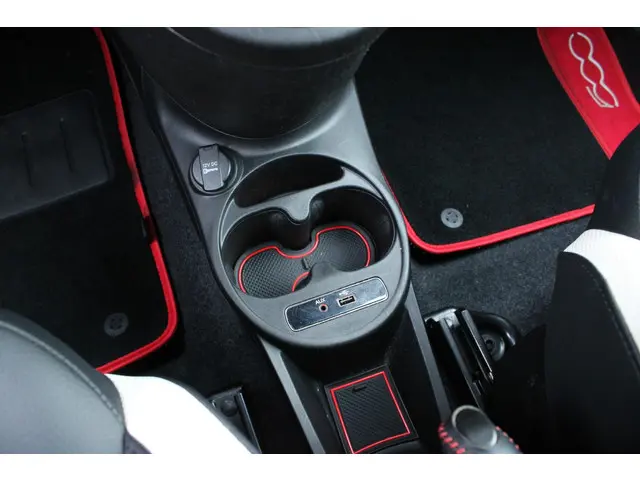 Fiat 500C 0.9 TwinAir Turbo Sport Cabrio 2017 Benzine 35