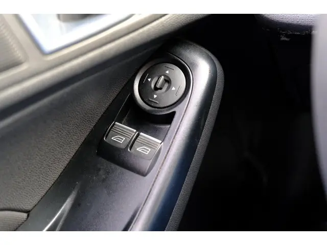 Ford Fiesta 1.0 Style 5-dsrs Navi|Airco|LMV 2015 Benzine 18