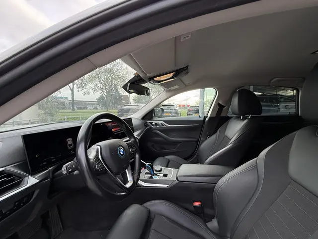 BMW i4 eDrive40 84 kWh 2022 Elektrisch 13
