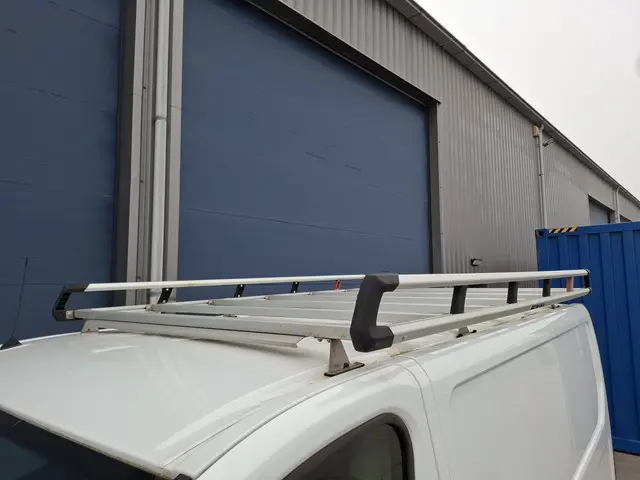 Renault Trafic 2.0 dCi 145 T27 L1H1 Comfort 2021 Diesel 32