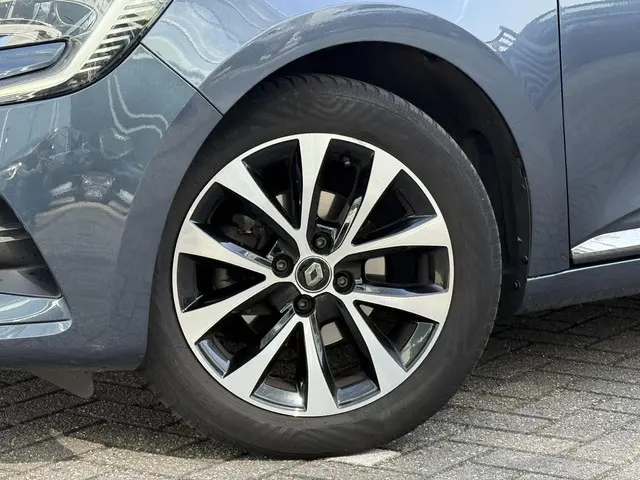 Renault Clio 1.0 TCe Intens 2020 Benzine 6