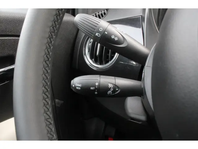 Fiat 500 1.0 Hybrid Dolcevita 2022 Hybride Benzine 16