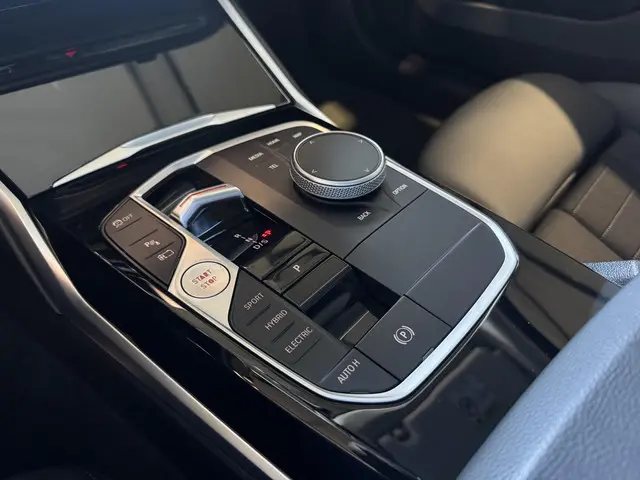 BMW 3 Serie Touring 320e 2022 Hybride Benzine 15