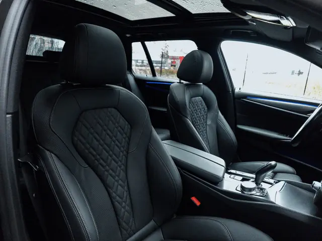 BMW 5 Serie Touring 530i xDrive M Sport 2022 Benzine 14