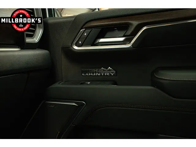 Chevrolet Silverado High Country 6.2 V8 2024 LPG/Gas 24