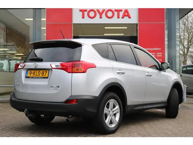 Toyota RAV4 2.0 Dynamic 4WD, Trekhaak 2013 Benzine 12