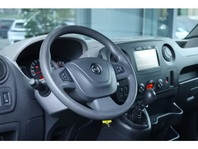Opel Movano 2.3 CDTI BiTurbo L4H2 Start/Stop 2017 Diesel 10