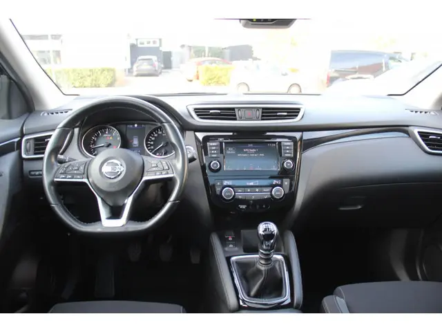 Nissan QASHQAI 1.3 DIG-T Design Edition 2021 Benzine 16