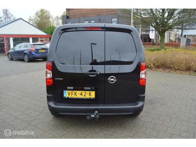 Opel Combo 1.5D L1H1 Edition 2020 Diesel 21