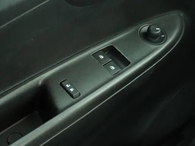 Opel KARL 1.0 ecoFLEX Edition 2016 Benzine 13