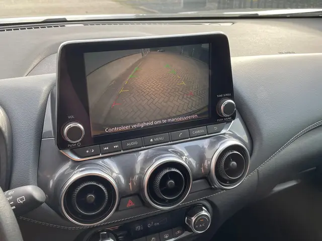 Nissan Juke 1.0 DIG-T N-Connecta / Camera 2021 Benzine 22