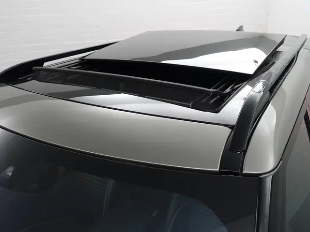 Land Rover Discovery 3.0 Td6 HSE Luxury 2018 Diesel 3