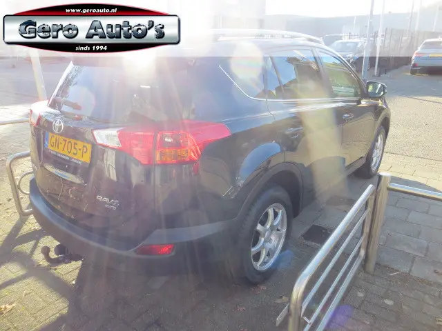 Toyota RAV4 2.0 Executive Business 4WD 2015 Benzine 8