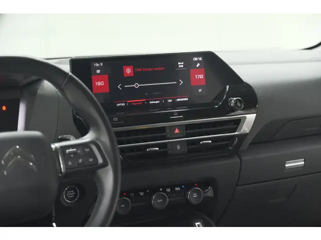 Citroën C4 Puretech 130 EAT8 Shine 2020 Benzine 48