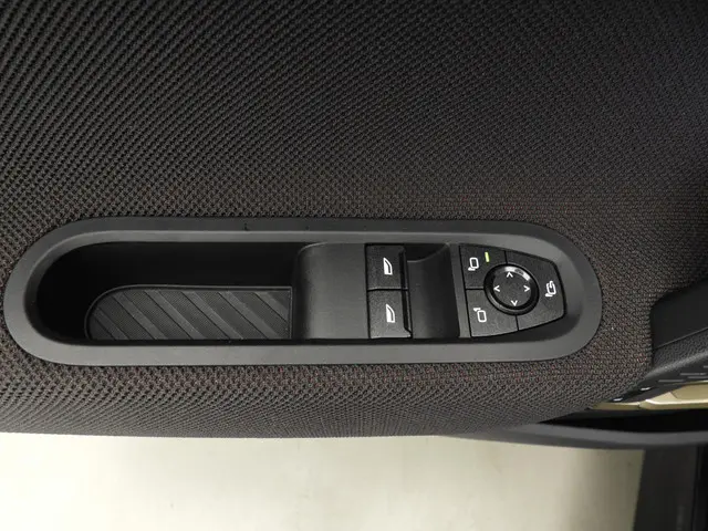 MINI 3-Deurs E 2024 Elektrisch 19