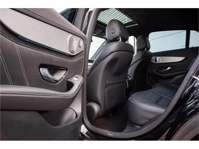 Mercedes-Benz GLC Coupé AMG 63 S 4MATIC+ 2018 Benzine 13