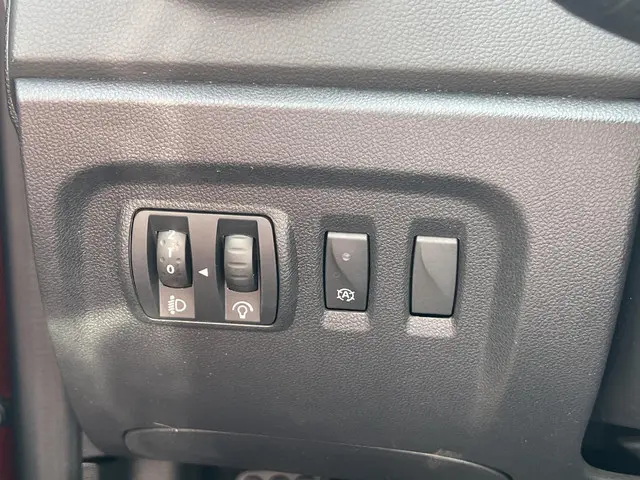 Renault Captur 1.3 TCe Intens 2019 Benzine 12