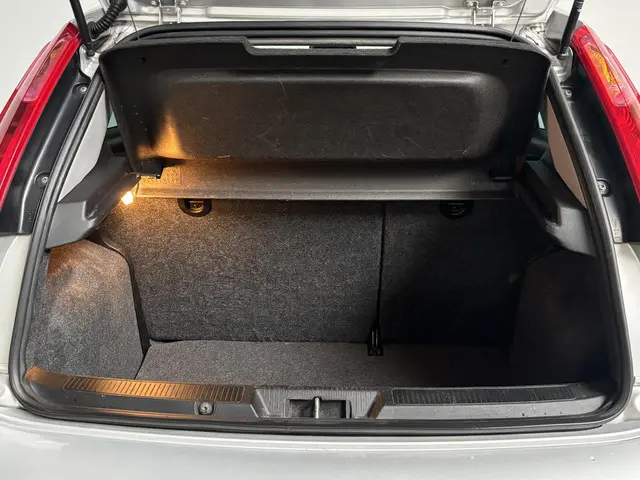 Fiat Punto Evo 0.9 TwinAir Lounge 2016 Benzine 9