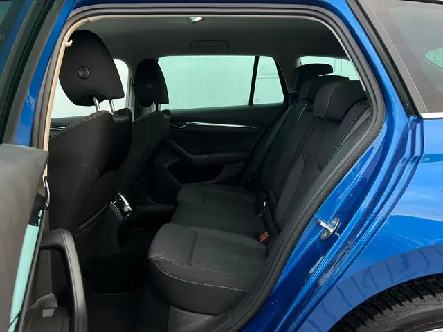 Škoda Octavia Combi 1.5 TSI First Edition 2020 Benzine 6