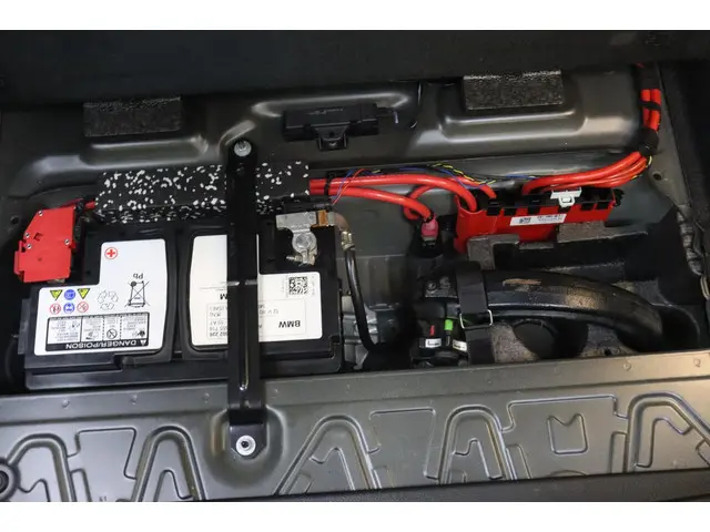 BMW 1 Serie 125i M-sport Led ALL-Black 2016 Benzine 12