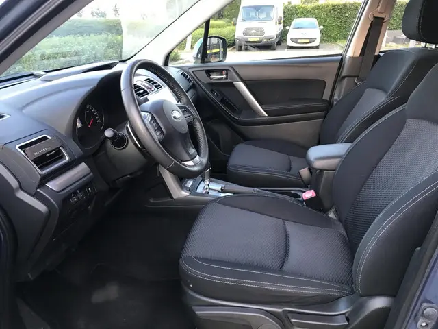 Subaru Forester 2.0 Comfort 2015 Benzine 10