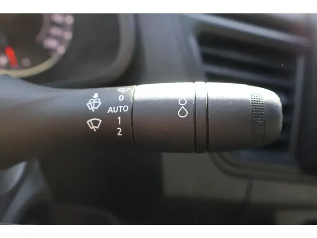 Renault Trafic 2.0 dCi 150pk L2 H1 Automaat 2022 Diesel 33