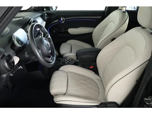 MINI Electric Mini MINI Yours 33 kWh 2022 Elektrisch