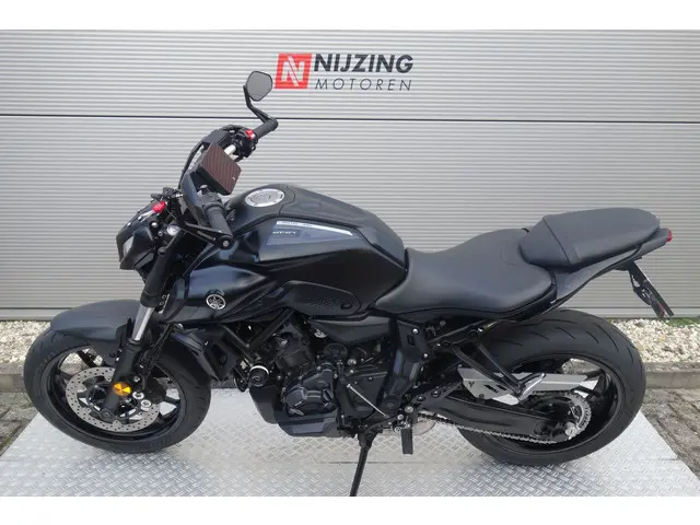 Yamaha MT 07 ABS 2023 Benzine 15