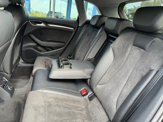 Audi A3 Sportback 35 TFSI CoD Sport 2019 Benzine 31