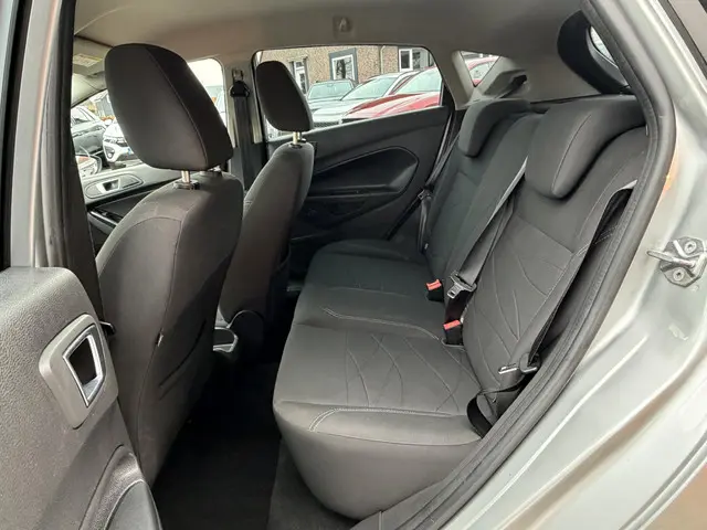 Ford Fiesta 1.0 Style 2015 Benzine 21