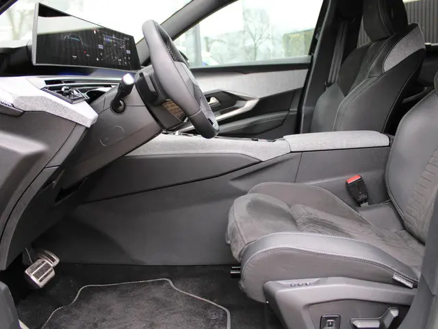 Peugeot e-5008 GT Avantage 73 kWh 2025 Elektrisch 14