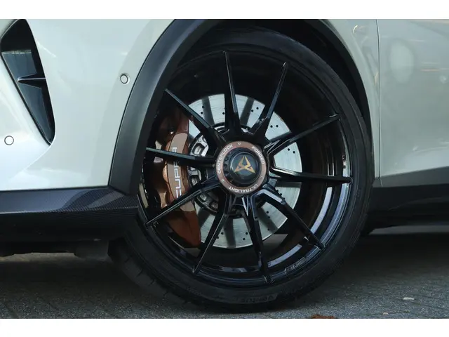 CUPRA Formentor VZ5 2.5 TSI 2023 Benzine 4