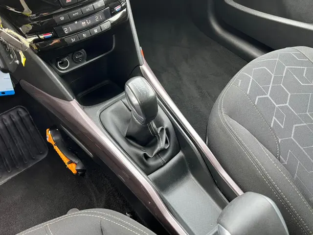 Peugeot 2008 1.2 PureTech Style 2015 Benzine 30