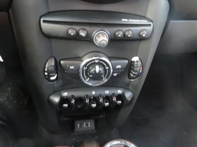 MINI One Mini 1.6 Holland Street 2013 Benzine 14