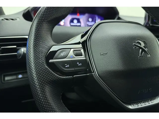 Peugeot 3008 1.2T 130pk GT 2024 Benzine 18