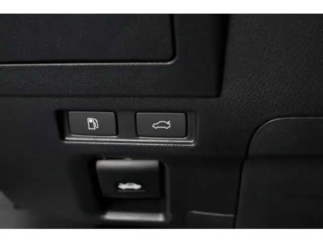 Lexus ES 300h 35th Edition 2026 Hybride Benzine 14