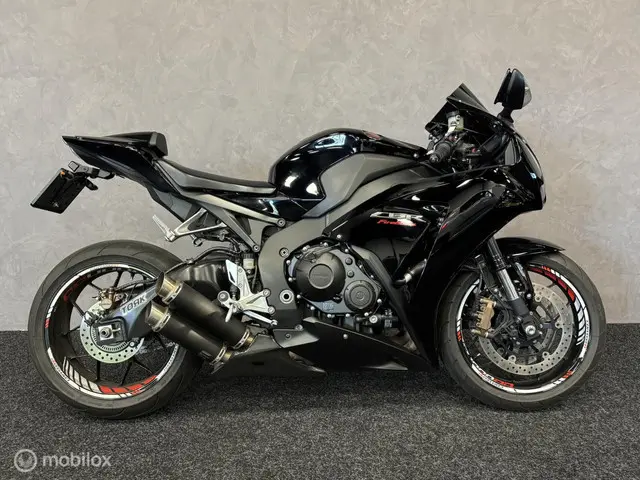 Honda CBR 1000 RR Fireblade eC-ABS 2016 Benzine