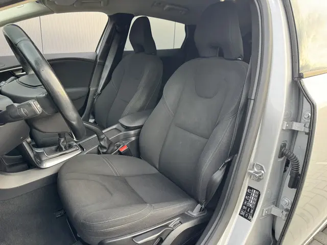 Volvo V40 2.0 D2 Nordic+ 2016 Diesel 4