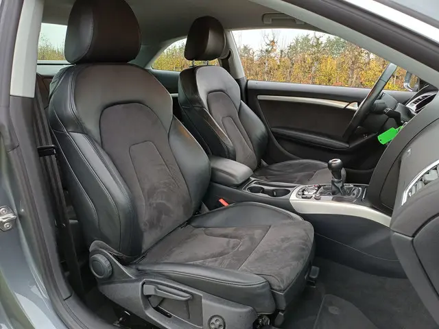 Audi A5 Coupé 1.8 TFSI Sport Edition 2015 Benzine 32