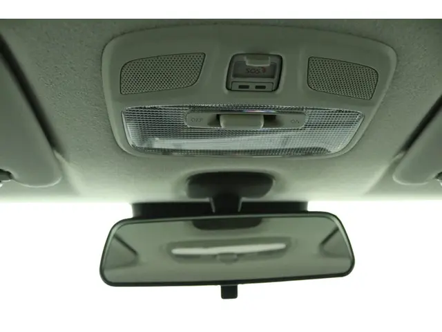 Suzuki Swift 1.2 Select Smart Hybrid 2025 Benzine 34