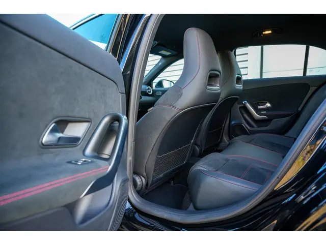 Mercedes-Benz A-Klasse 200 d 2024 Diesel 10