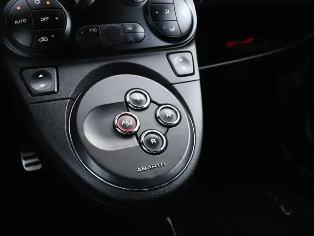 Fiat 500 1.4 T-Jet Abarth Elaborabile 2015 Benzine 19