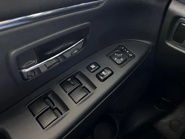 Mitsubishi ASX 2.0 Intense 2021 Benzine 33